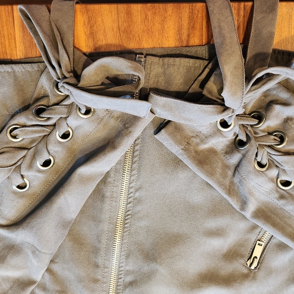 Jacket - Picture 6 of 8